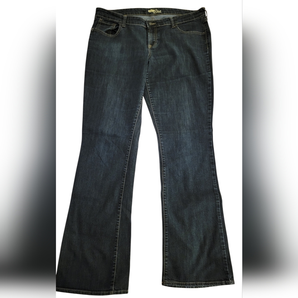 THE DIVA STRETCH BOOTCUT JEANS